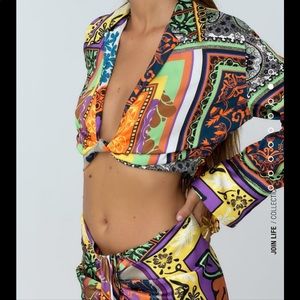 Zara printed  cropped blouse S, M 🔥